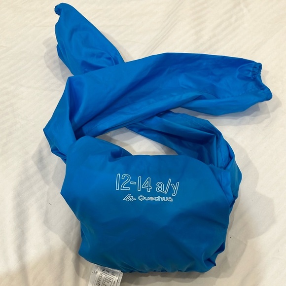 Quechua size 12 to 14 years blue windbreaker rain Jacket / Hood & Elastic Cuffs - Picture 13 of 14